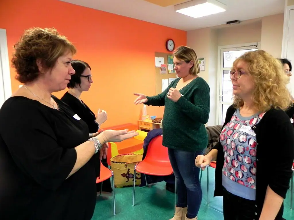 Formation accueil accessible pour personnes sourdes et malentendantes